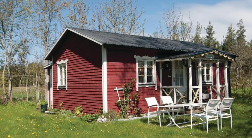 Two-Bedroom Holiday home Sanda 07 