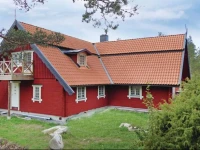 Holiday Home VГ¤stra NГ¤shulta with a Fireplace 03 