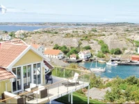 Holiday home SkrГ¤ddarevГ¤gen Kyrkesund 