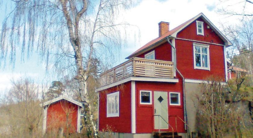 Holiday home LinanГ¤sv. LjusterГ¶ 