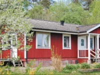 Holiday home LekГҐsa KvistagГҐrden Nossebro 