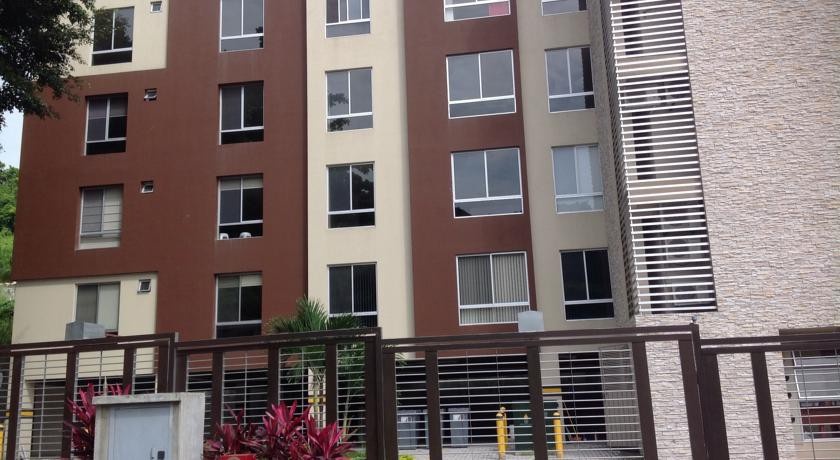 Torres Suites Residences 