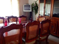 Raquels Inn Bed and Breakfast 