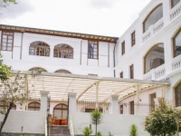 Solera House Adventure Hostel 