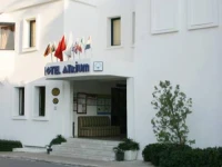Atrium 3*