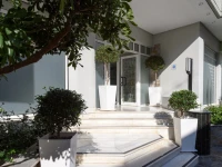 Alantha Apartments 