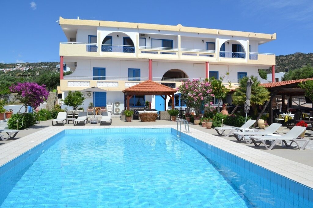 Havania Apartments 3*