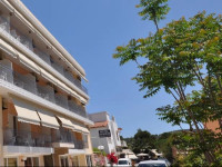 Saronis Hotel