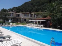Rising Sun Apartments & Studios 2*
