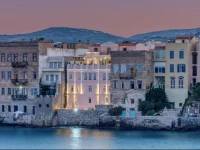 Apollonion Palace 