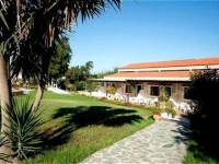 Androulakis Apartments 