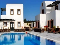 Anthonas Apartments 