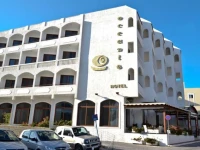 Oceanis 3*