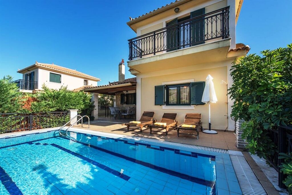 Kookis Village 4*