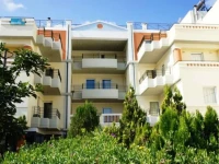 Apollo Apartments 