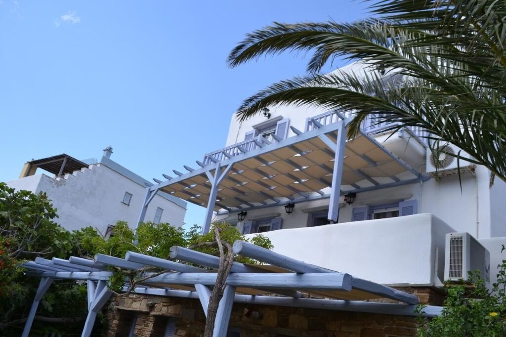 Ioanna Studios 