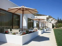 Valley Village 3*