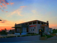 Arty Grand Hotel