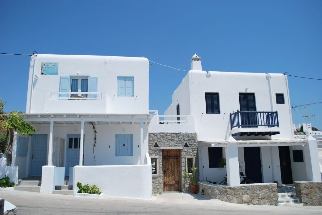 Mina Studios 