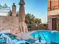 Mikra Anogia Villas 