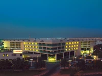 Roda Al Bustan Dubai Airport 5*