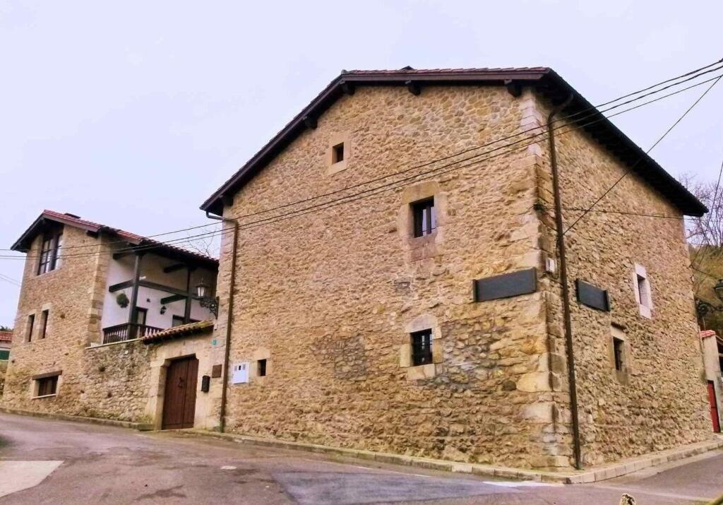 Posada De Fuentes 