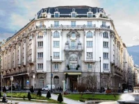 Carlton 5*