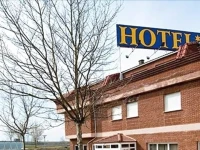 Hotel Area Serrano 2*