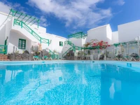 Apartamentos Celeste 2*