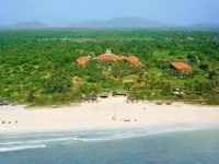 Ramada Caravela Beach Resort  5*