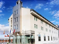 Ciudad de Fuenlabrada 3*