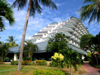 Andaman Embrace Resort &amp; Spa Patong Beach