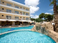Hotel Capricho 3*