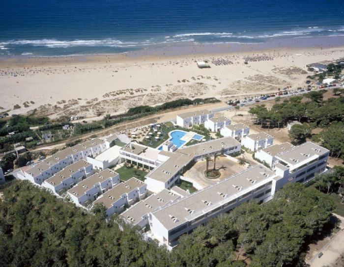 Husa Conil Park 4*