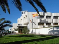 Tryp Azafata 4*