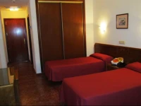 Complejo Hotelero Saga 2*