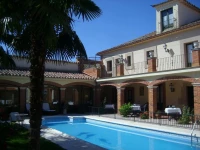 Palacio de Monfarracinos 