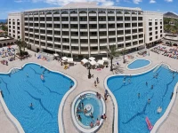 Aparthotel Kn Columbus 3*