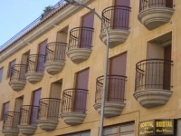 Hostal Los Villares 2*