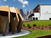 Alpina Dolomites 5*