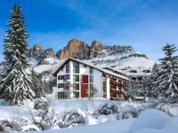 Sporthotel Alpenrose 4*