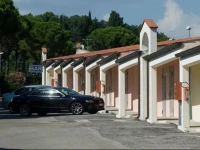 AutoHotel 