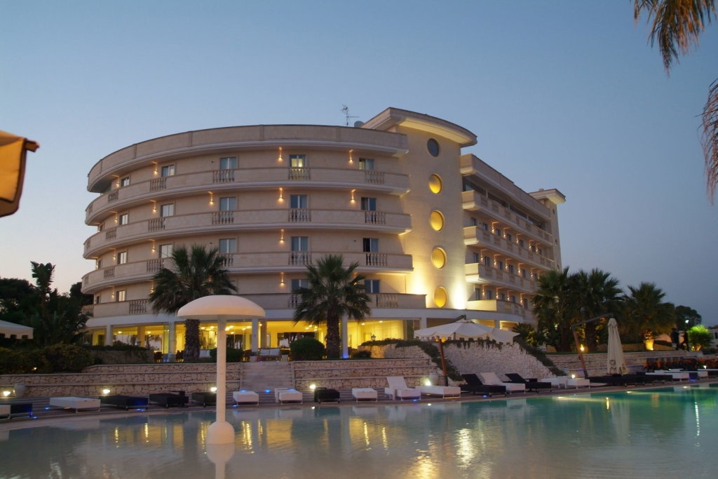 Grand Hotel Dei Cavalieri 4*