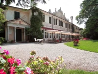 Hotel Villa Luppis 4*