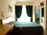 Roses Hotel 4*