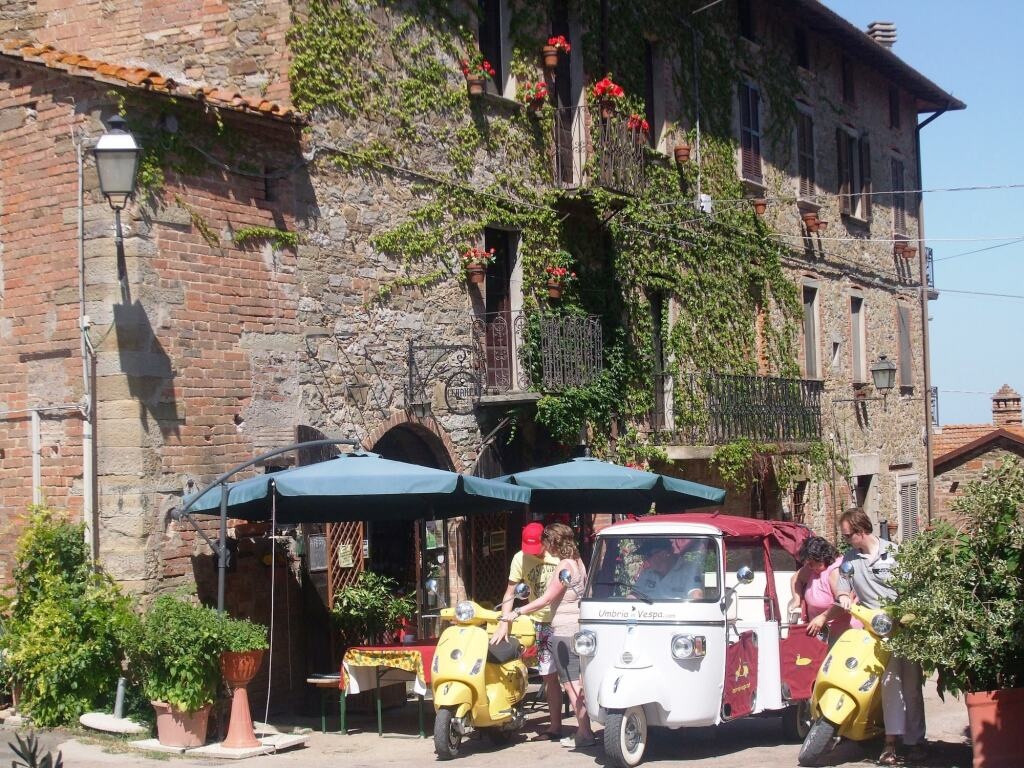 Borgo Cenaioli 