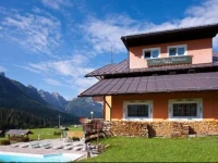 Hotel Haus Michaela 4*