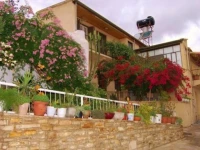 Tenta House 