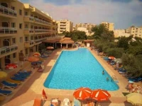 Sunquest Gardens Holiday Resort 