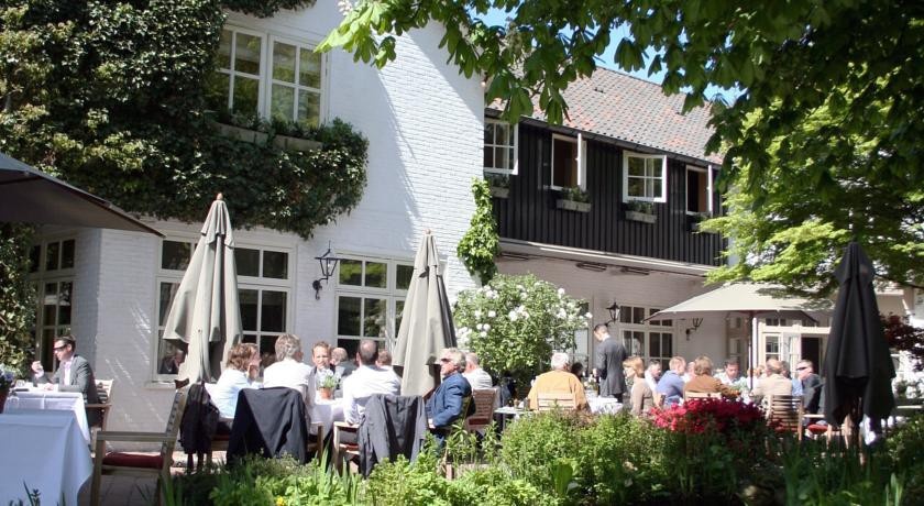 De Kastanjehof 3*